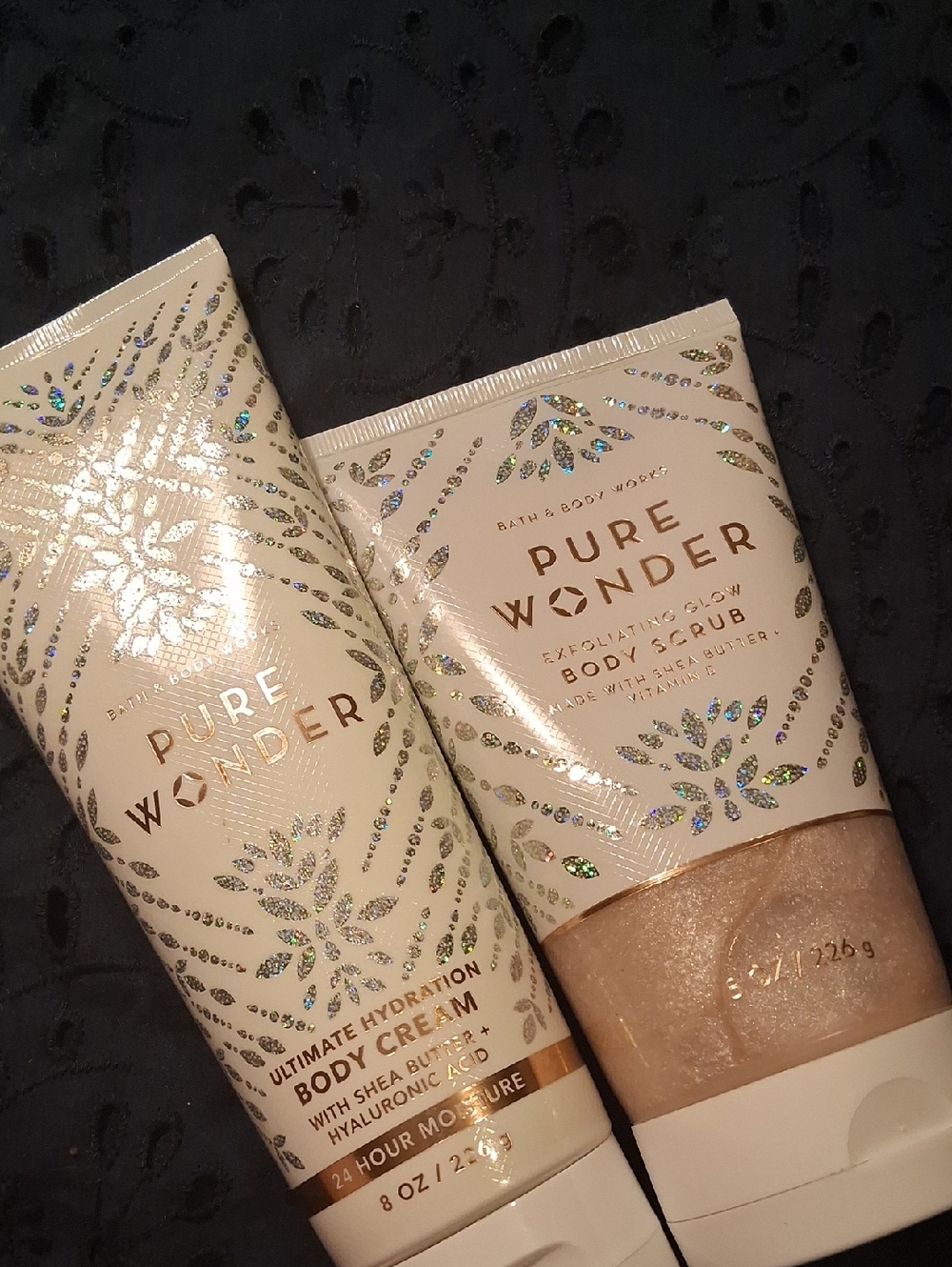 Bath & Body Works Pure Wonder Body Cream 226 g & Exfoliating Scrub 226 g